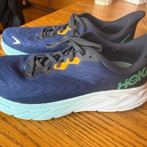 Hoka Men’s Size 11 Arahi 6